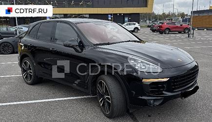 Porsche Cayenne 2016 года в максимальной комплектации